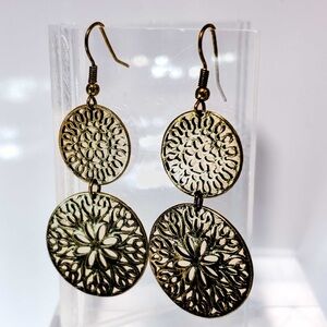 NEW - Bohemian Chic Gold Filigree Mandala Floral Dangle Earrings